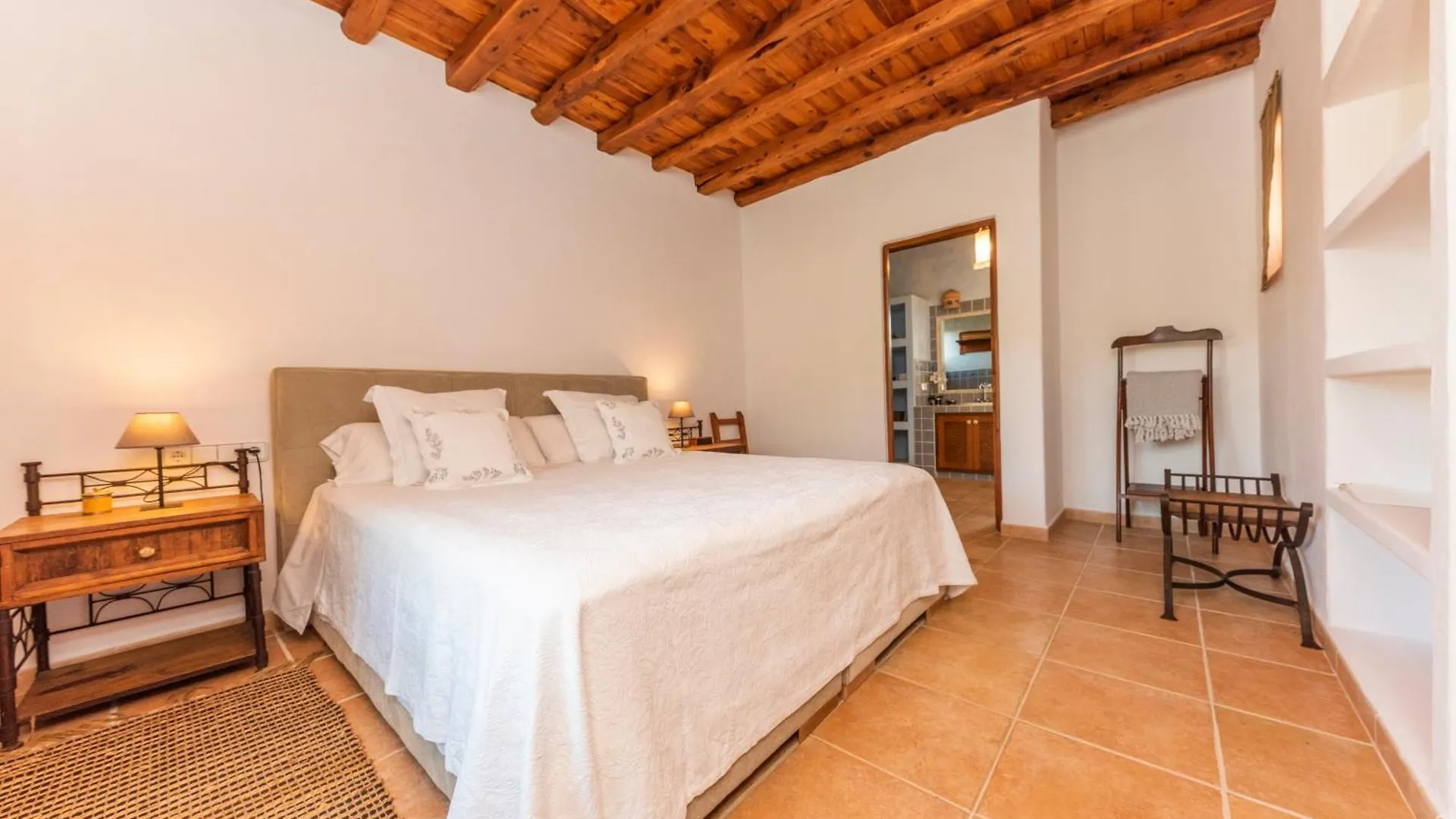 סאנט קארלס דה פראלטה Casa De Campo Con Piscina - Relax En Ibiza סאנט קארלס דה פראלטה